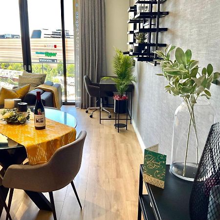 5 Star Elegant Apartments, Ellipse, Waterfall City, Midrand, Johannesburg ภายนอก รูปภาพ