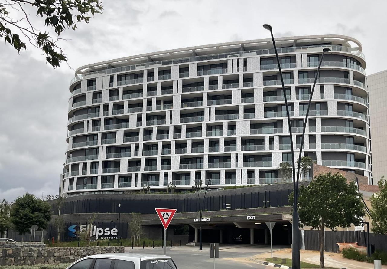 5 Star Elegant Apartments, Ellipse, Waterfall City, Midrand, Johannesburg ภายนอก รูปภาพ