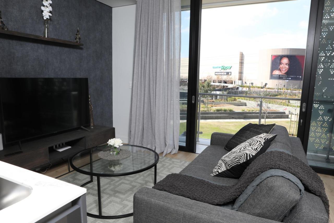 5 Star Elegant Apartments, Ellipse, Waterfall City, Midrand, Johannesburg ภายนอก รูปภาพ